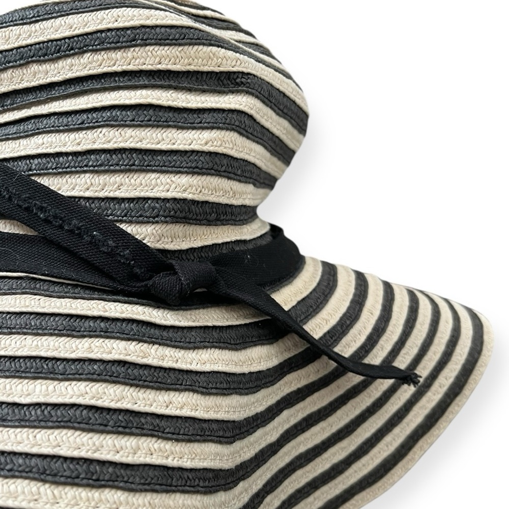 Ellen Tracy Floppy Brim Sun Hat Tan & Gray Stripe Wide Brim - Picture 6 of 7